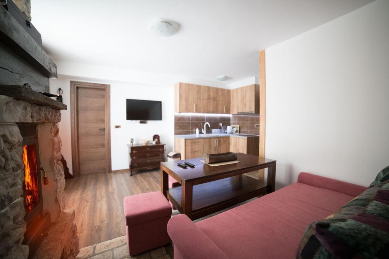 Drugarska Prica-Lana Hotel ยาโฮรินา ภายนอก รูปภาพ